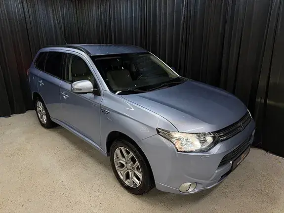 Mitsubishi Outlander 2014 photo 3