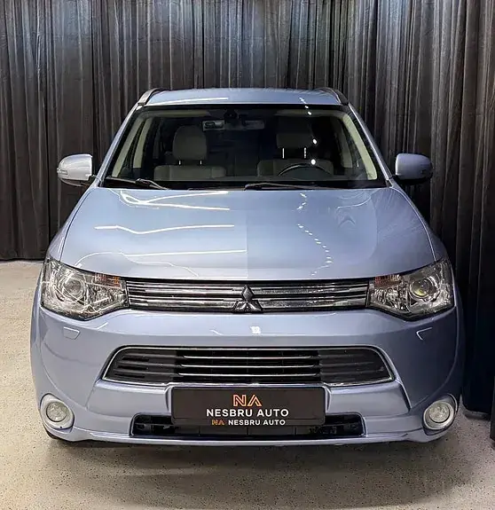 Mitsubishi Outlander 2014 photo 5