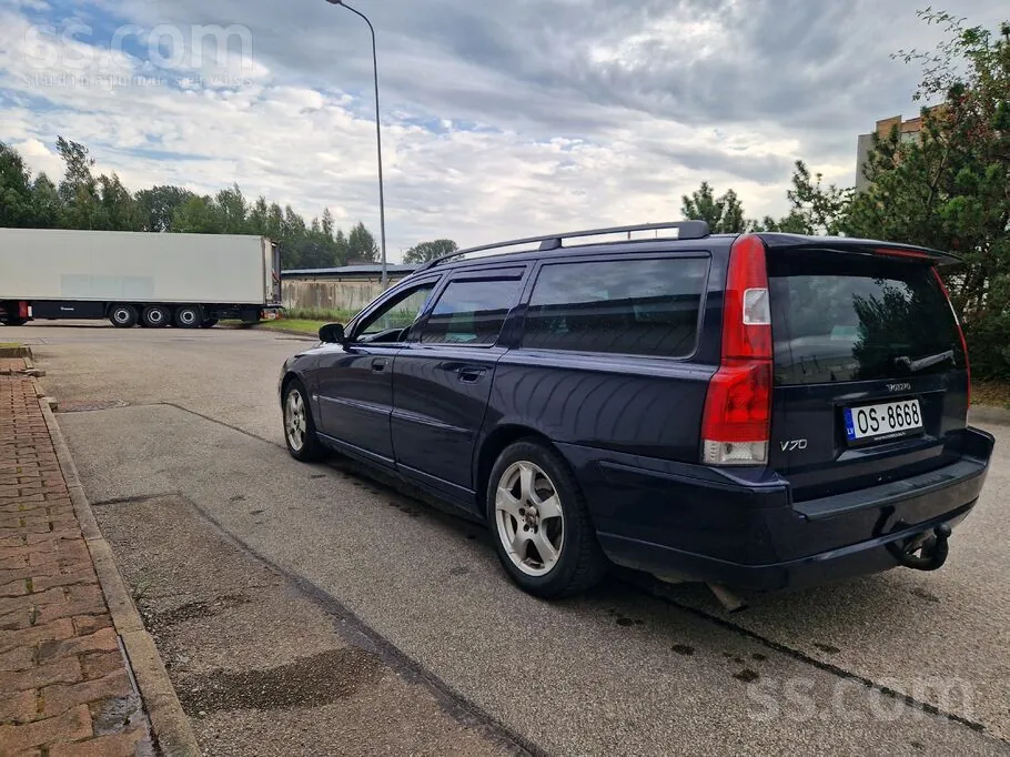Volvo V70 2004 photo 4