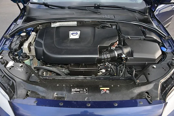 Volvo Xc70 2012 photo 2