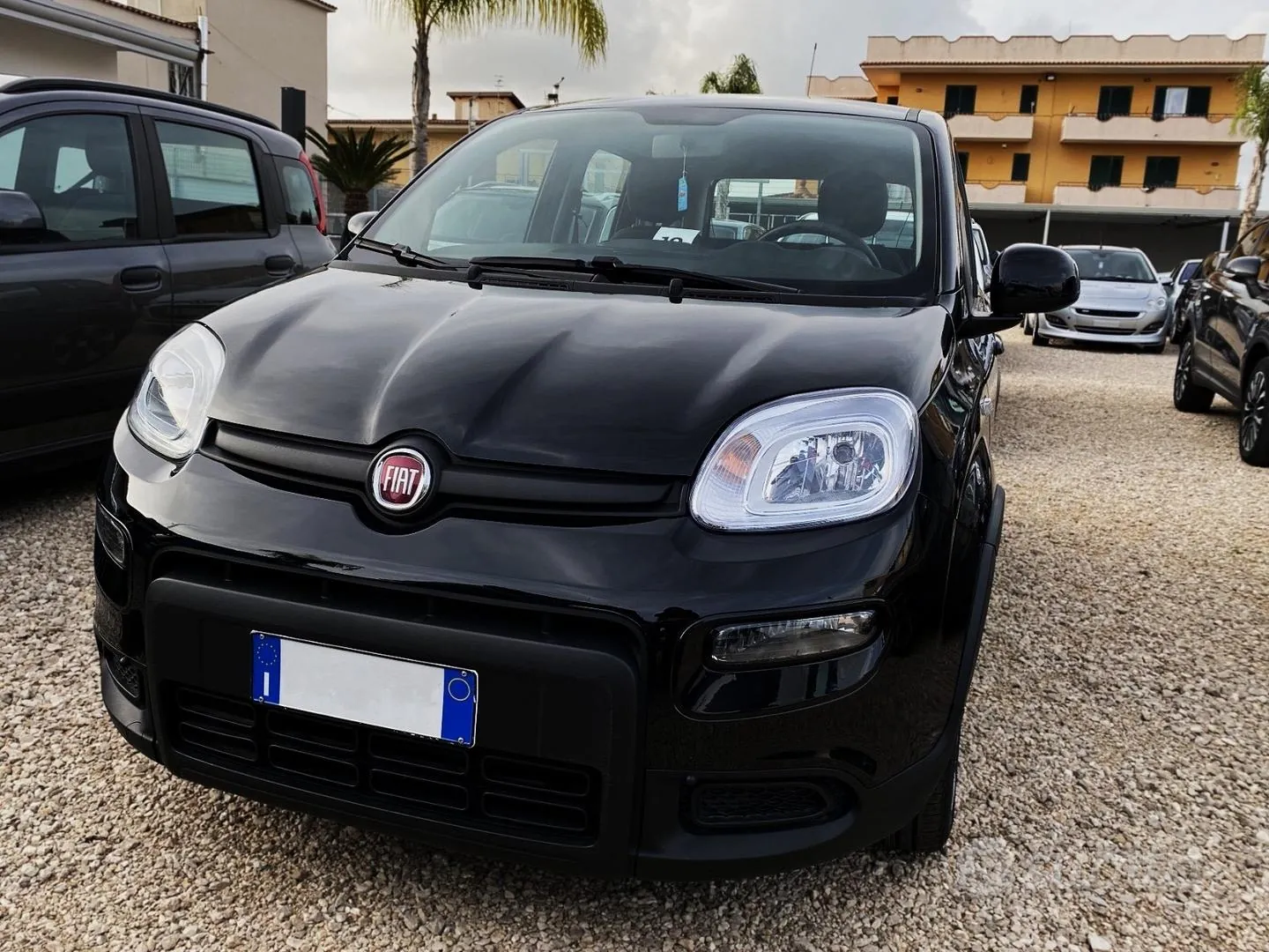 Fiat Panda Cross 2023 photo 2