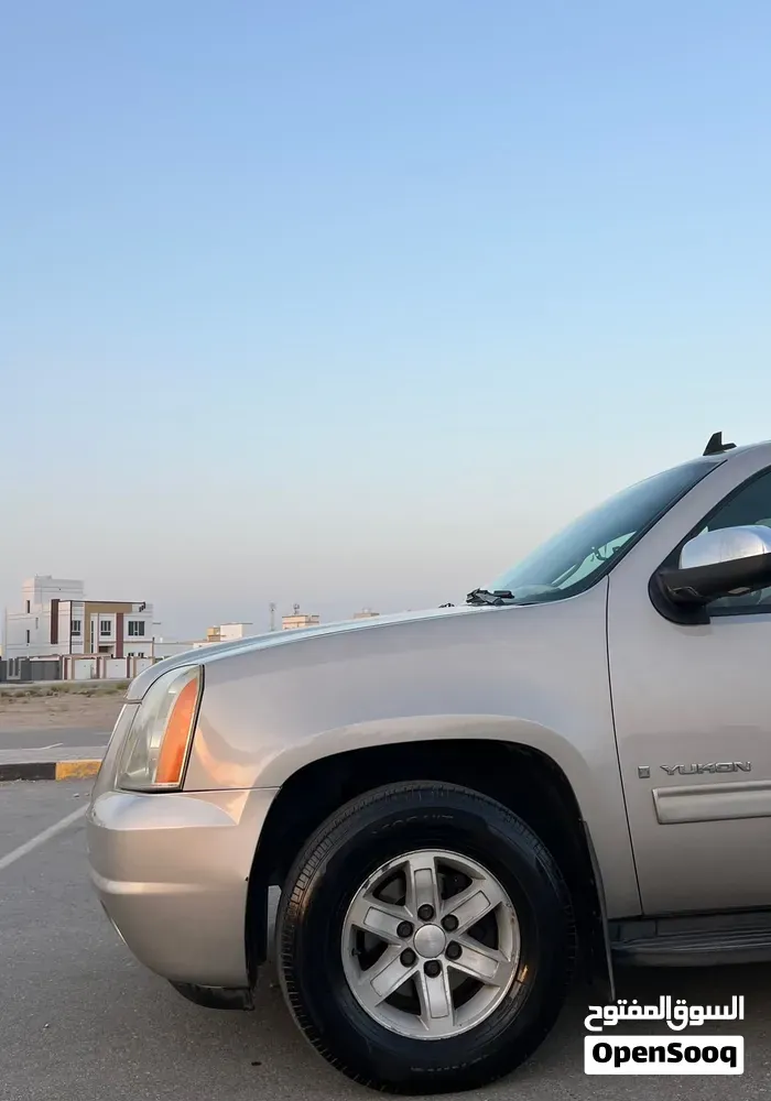 GMC Yukon 2009 photo 3