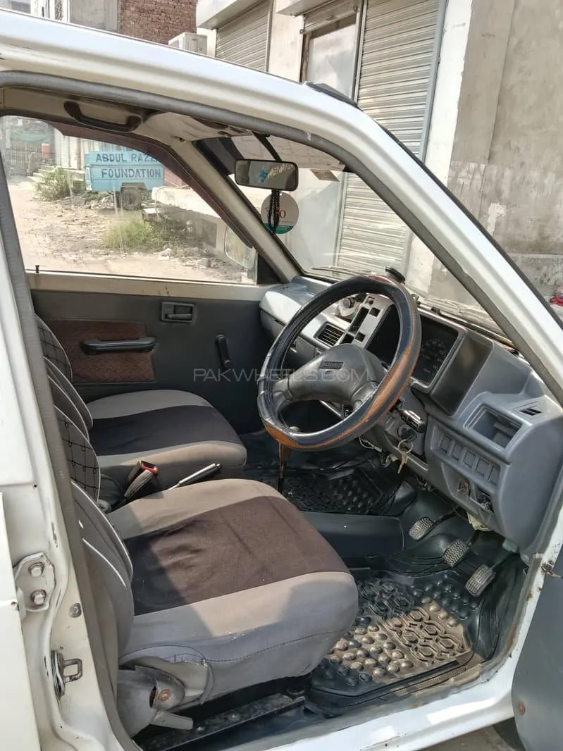 Suzuki Mehran