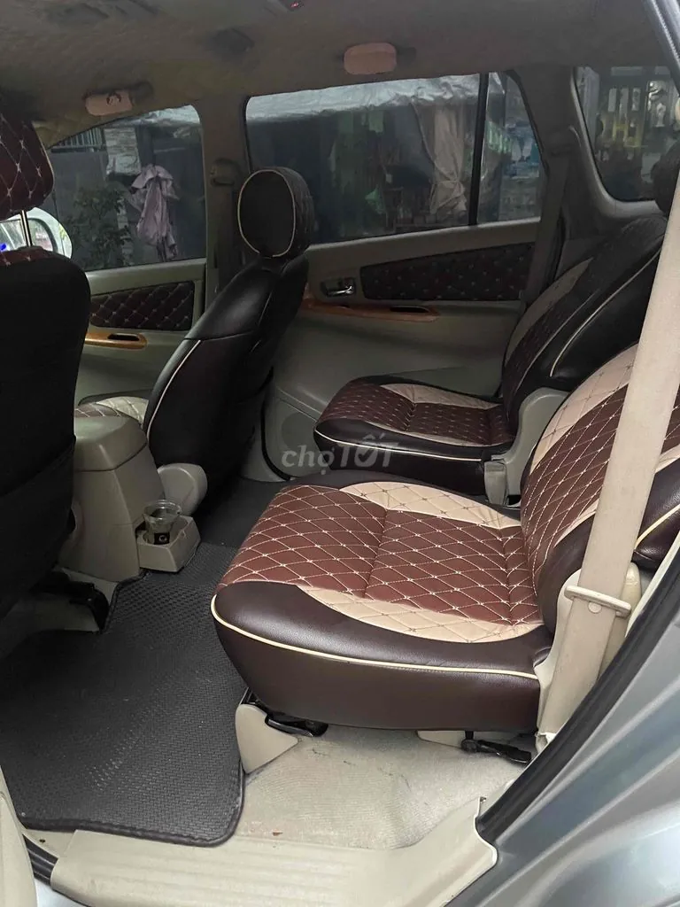 Toyota Innova 2011 photo 4