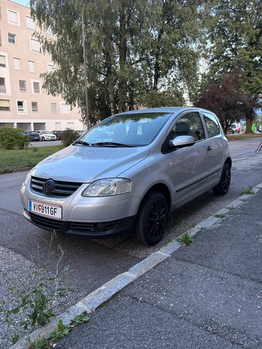 Volkswagen Fox 2007 photo 2