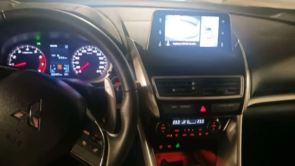 Mitsubishi Eclipse 2019 photo 3