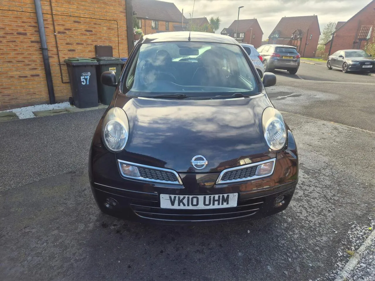 Nissan Micra 2010 photo 2