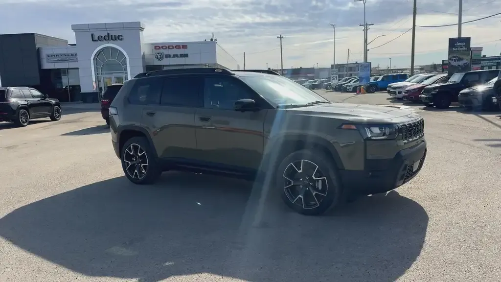 Jeep Cherokee 2026 photo 2