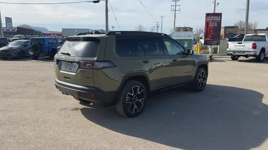 Jeep Cherokee 2026 photo 5