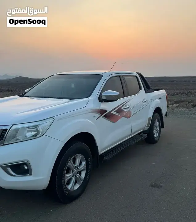 Nissan Navara 2016 photo 2