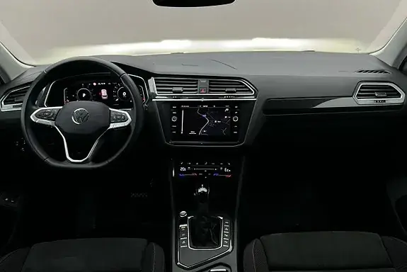 Volkswagen Tiguan 2024 photo 3