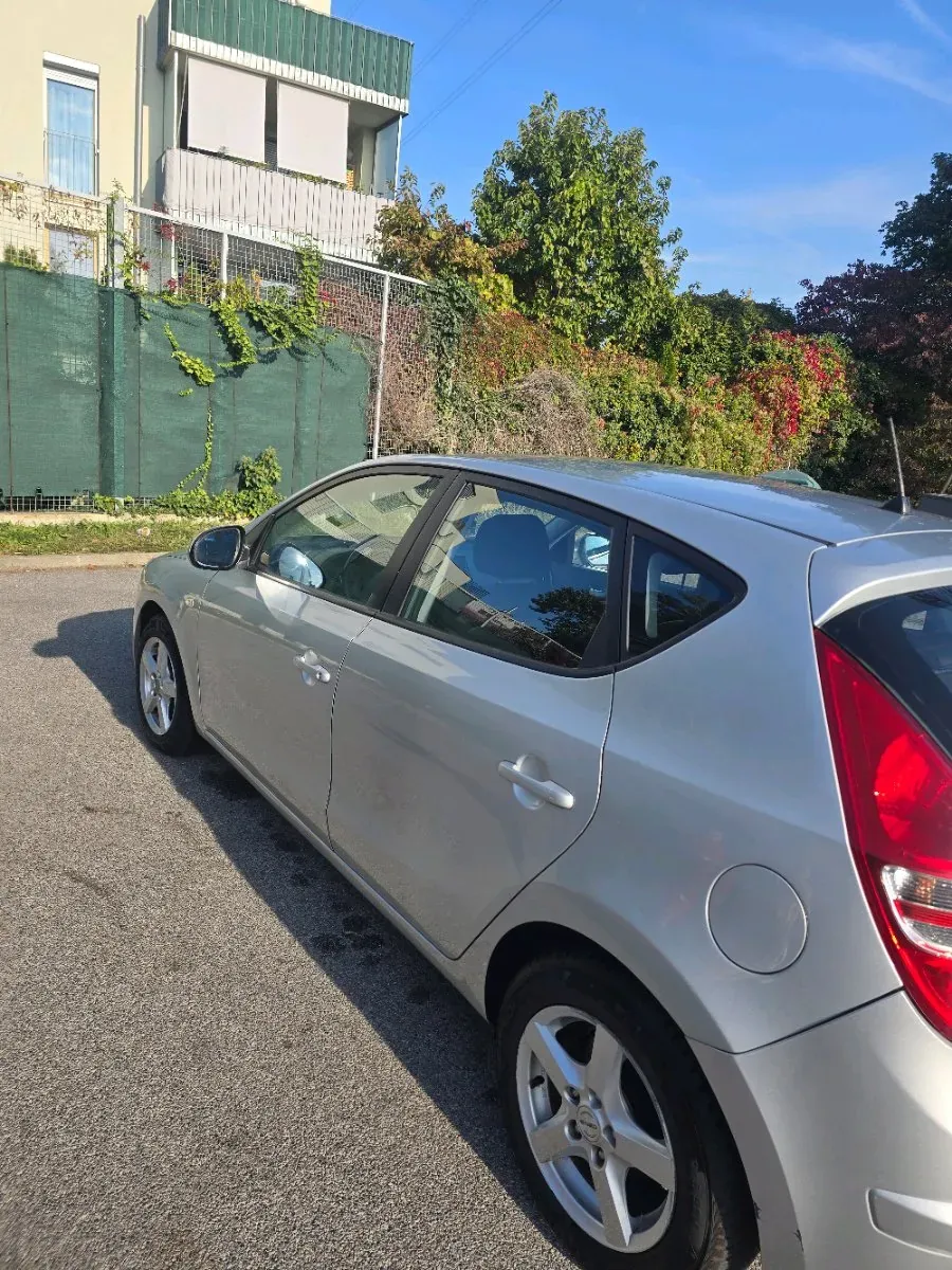 Hyundai I30 2008 photo 2