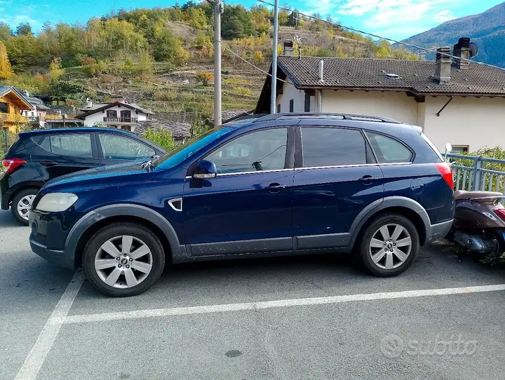 Chevrolet Captiva 2008 photo 2
