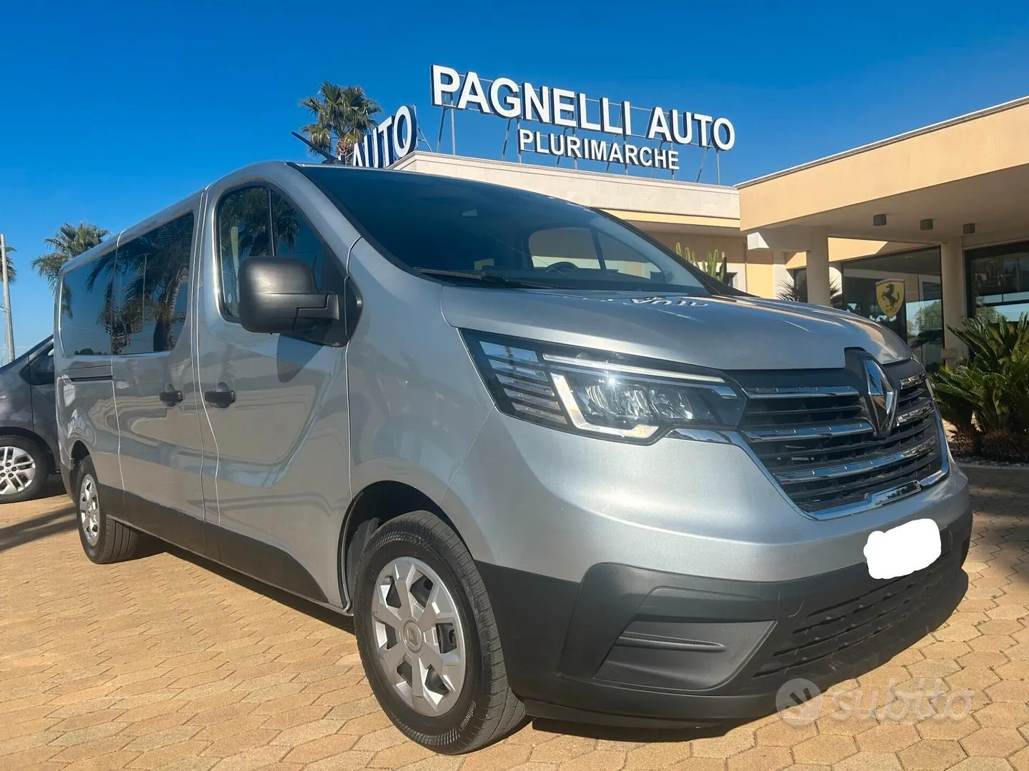 Renault Trafic 2021 photo 3