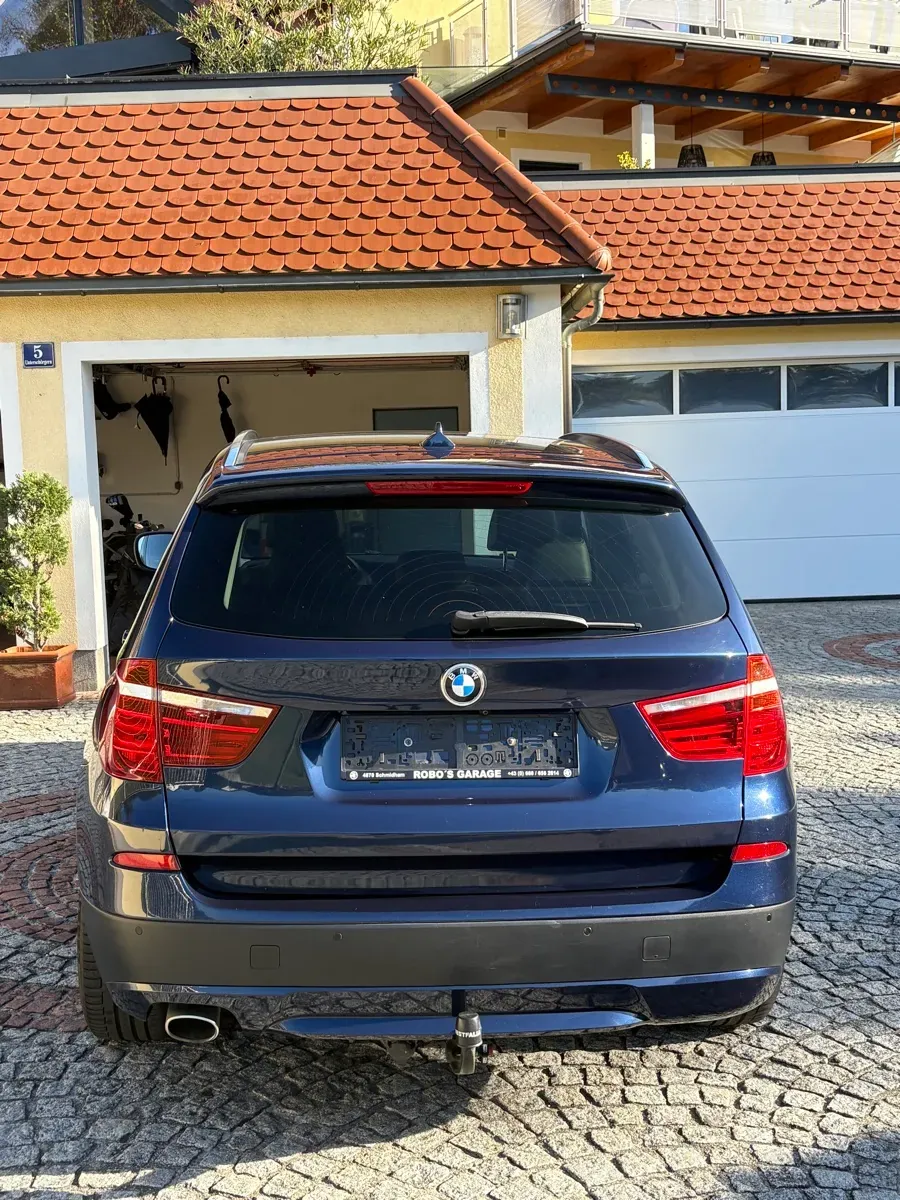 BMW X3 2013 photo 2