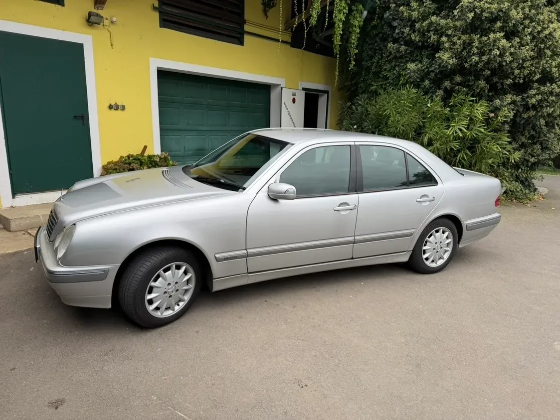 Mercedes-Benz Eklasse