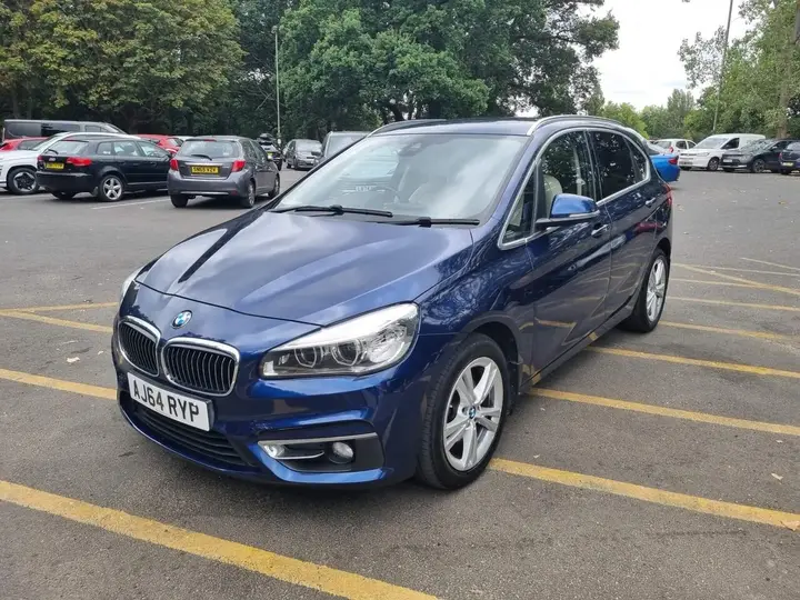BMW 2 Series Active Tourer 2014 photo 2