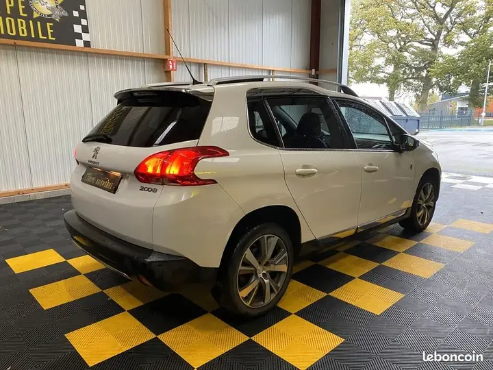 Peugeot 2008 2014 photo 5