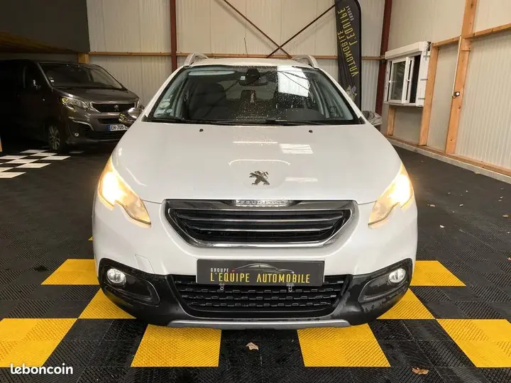 Peugeot 2008 2014 photo 2