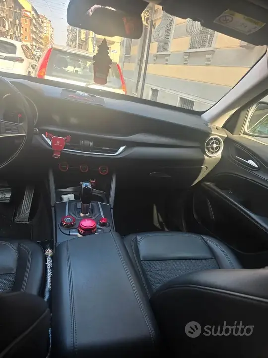 Alfa Romeo Stelvio 2018 photo 3
