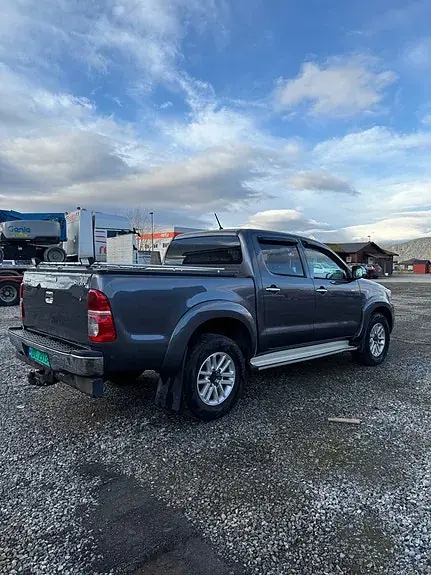 Toyota Hilux 2014 photo 5