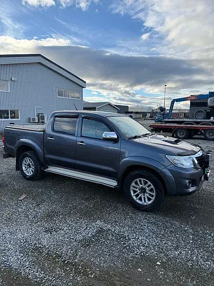 Toyota Hilux 2014 photo 3