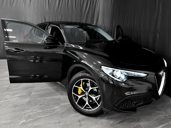 Alfa Romeo Stelvio 2018 photo 4