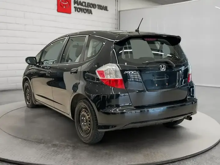 Honda Fit 2012 photo 3