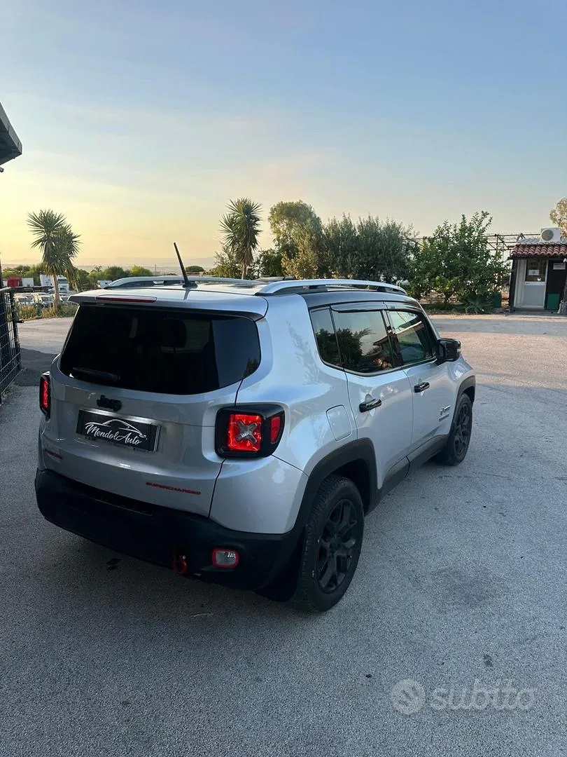 Jeep Renegade 2014 photo 5