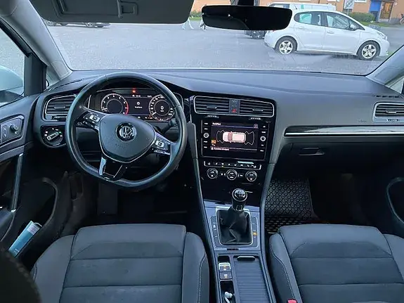 Volkswagen Golf 7 2018 photo 2