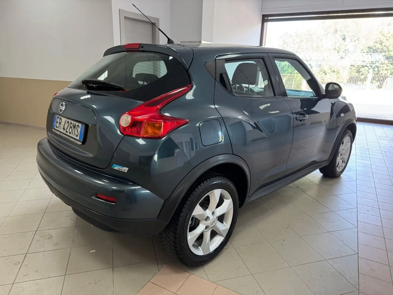 Nissan Juke 2012 photo 3