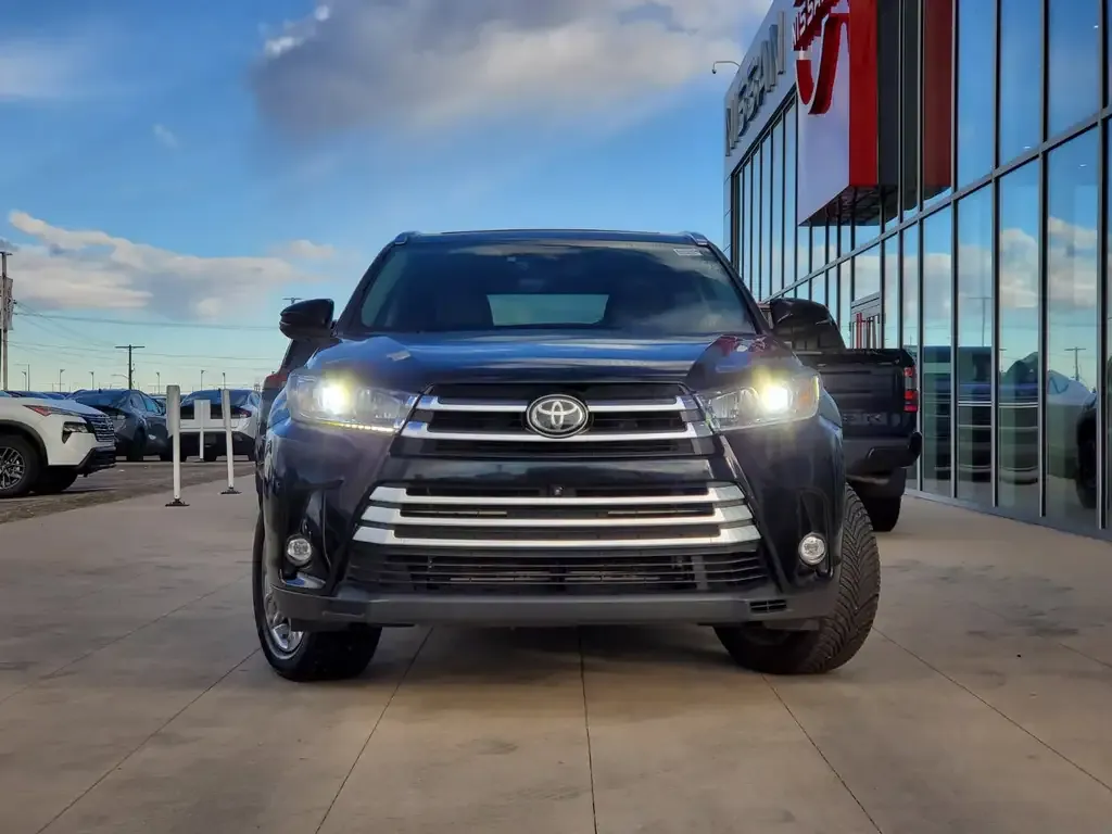 Toyota Highlander 2019 photo 2