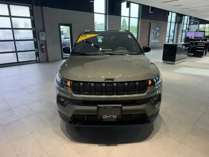 Jeep Compass 2023 photo 2