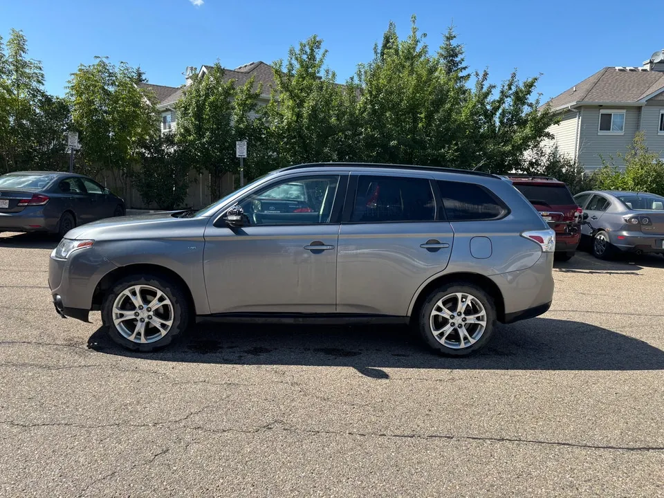 Mitsubishi Outlander 2014 photo 5