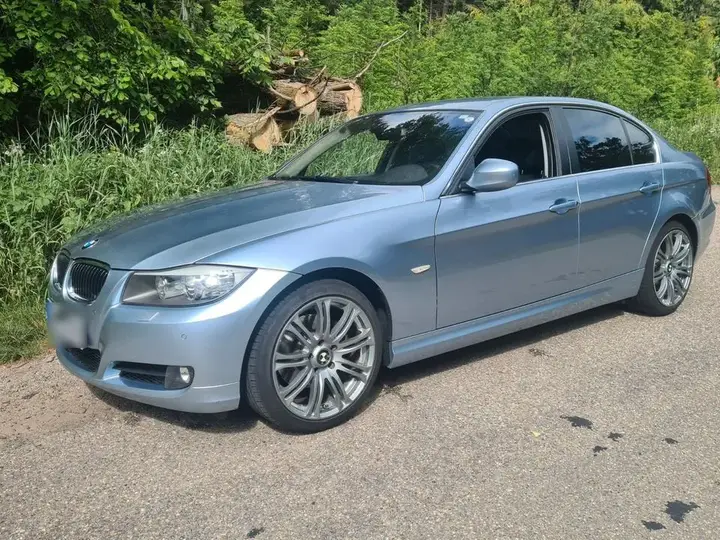 BMW 325I
