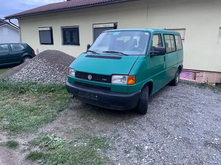 Volkswagen T4