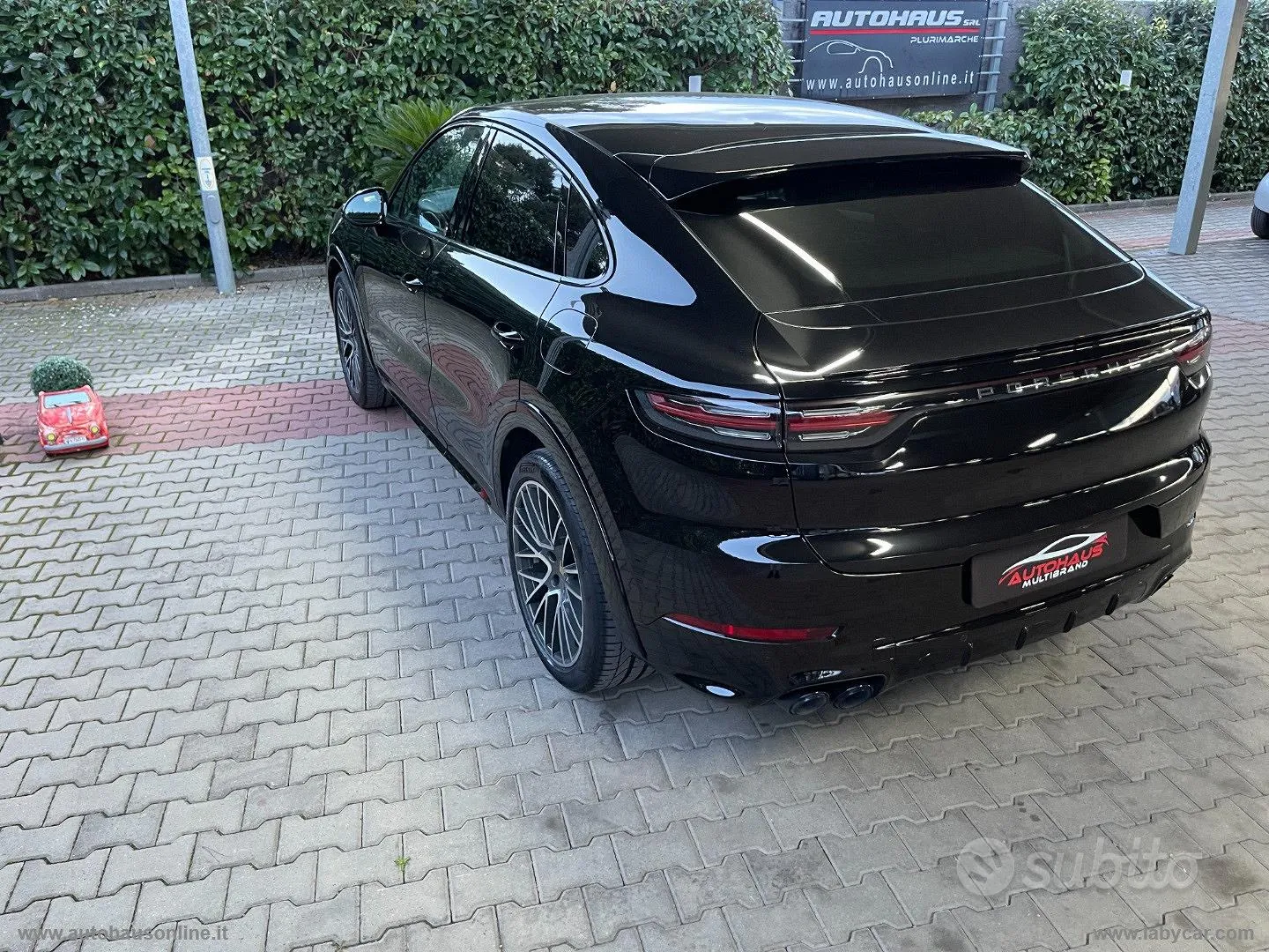 Porsche Cayenne 2022 photo 2