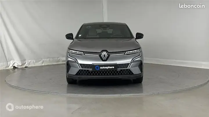 Renault Megane 2022 photo 2