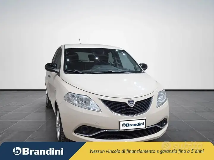 Lancia Ypsilon 2016 photo 4