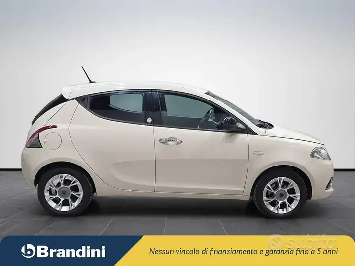 Lancia Ypsilon 2016 photo 5