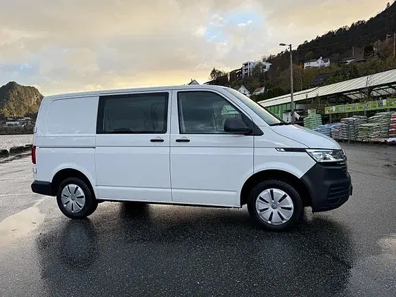 Volkswagen Transporter 2023 photo 4