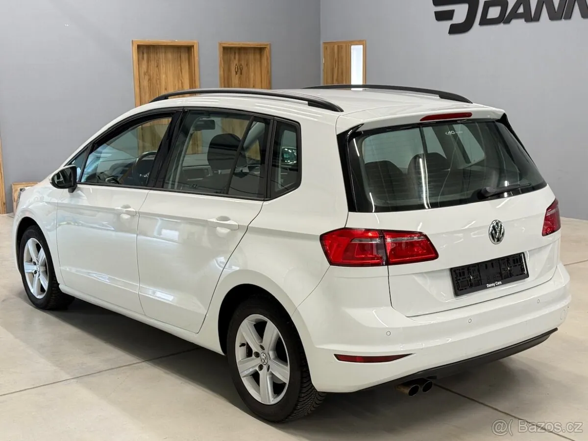 Volkswagen Golf Sportsvan 2014 photo 2