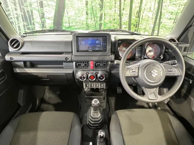 Suzuki Jimny 2023 photo 2