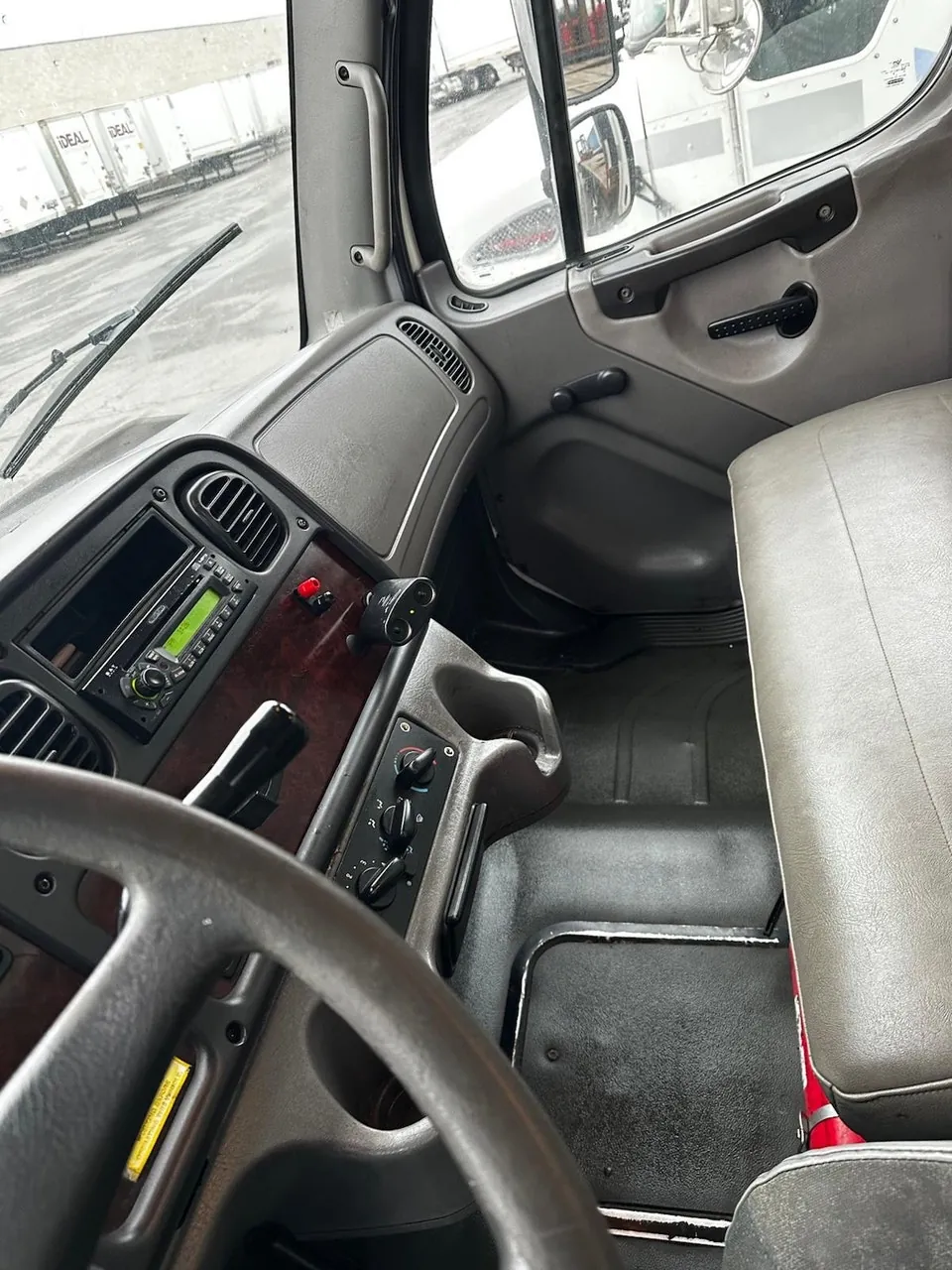 Freightliner Mm1 2007 photo 2