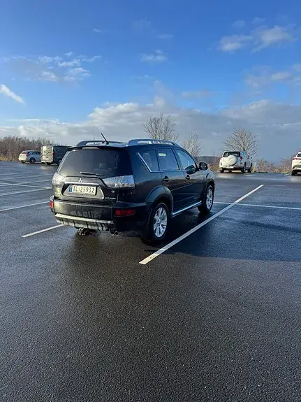 Mitsubishi Outlander 2010 photo 5