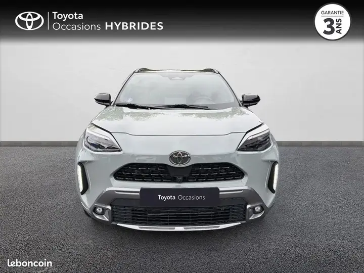 Toyota Yaris Cross 2025 photo 2