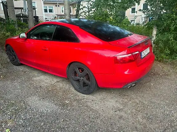 Audi A5 2009 photo 4