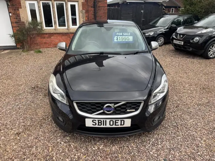 Volvo C30 2011 photo 2