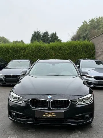 BMW 318I 2018 photo 2