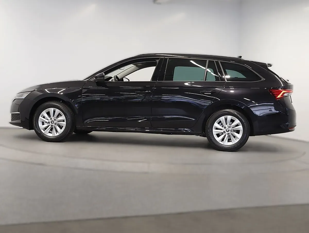 Skoda Octavia 2026 photo 2